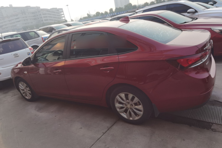 别克 英朗 2018款 15T 双离合精英型 国V车身外观4