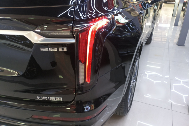 凯迪拉克XT6 2020款 28T 七座豪华运动型至享安全版车身外观6006