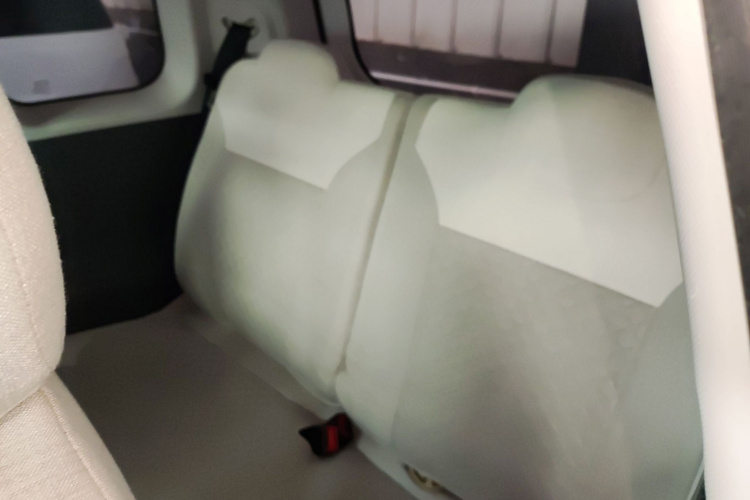 长安启源 长安Lumin 2023款 205km 香沁款中控内饰21