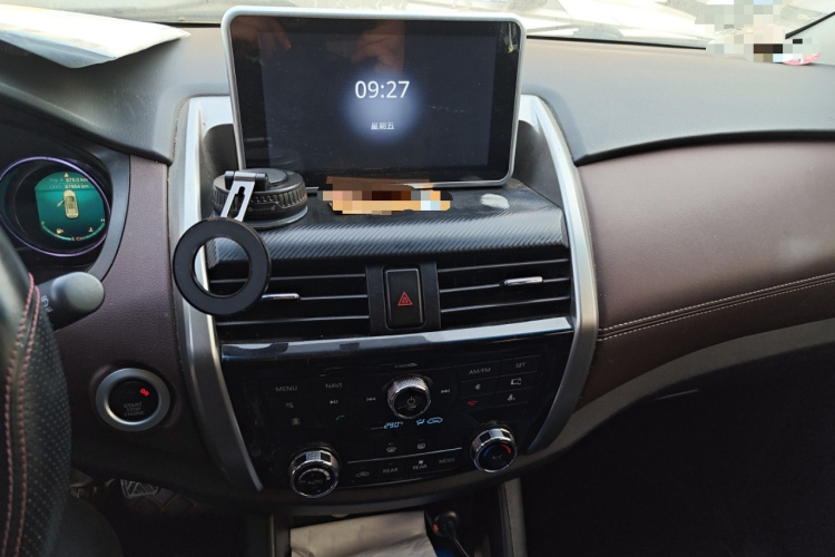 比速汽车 比速T5 2017款 1.5T 手动舒适型局部细节16