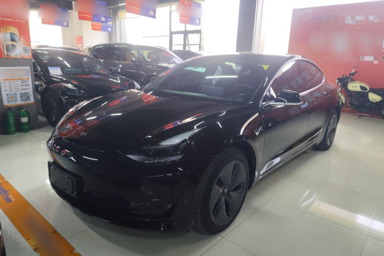 特斯拉 Model 3 2020款 改款 标准续航后驱升级版车身外观1