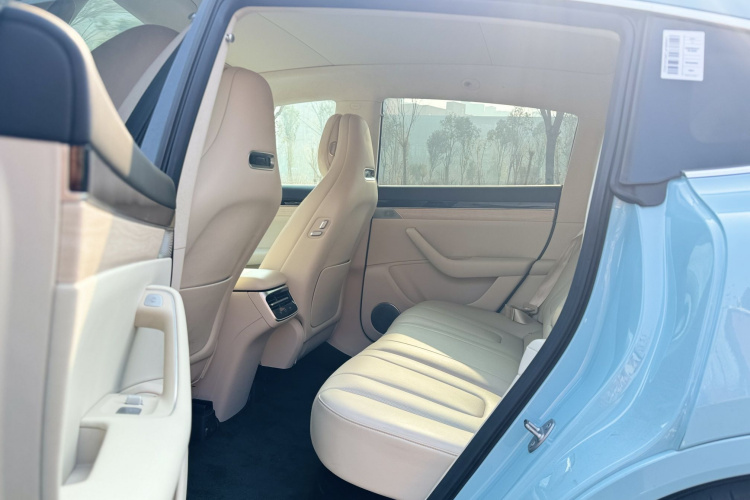 鸿蒙智行 智界R7 2025款 增程 251km Max中控内饰7003