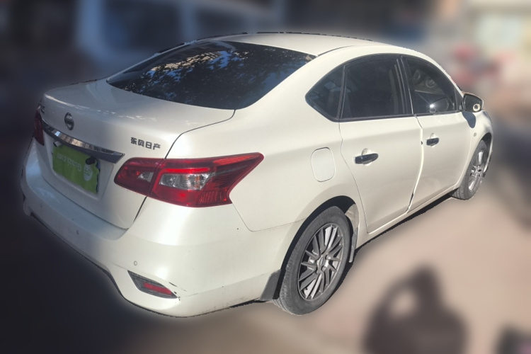 日产 轩逸 2021款 经典 1.6XE CVT舒适版车身外观6005