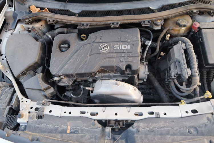 别克 威朗 2017款 三厢 15S 自动进取型机舱底盘24