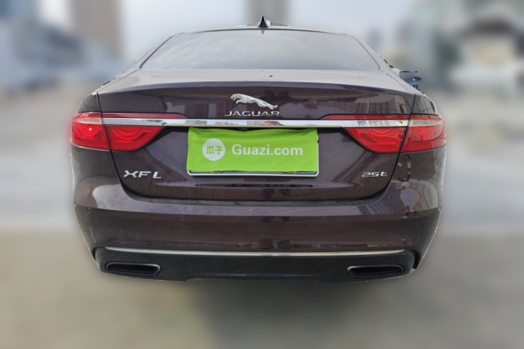 捷豹XFL 2017款 XFL 2.0T 240PS 豪华版车身外观6004