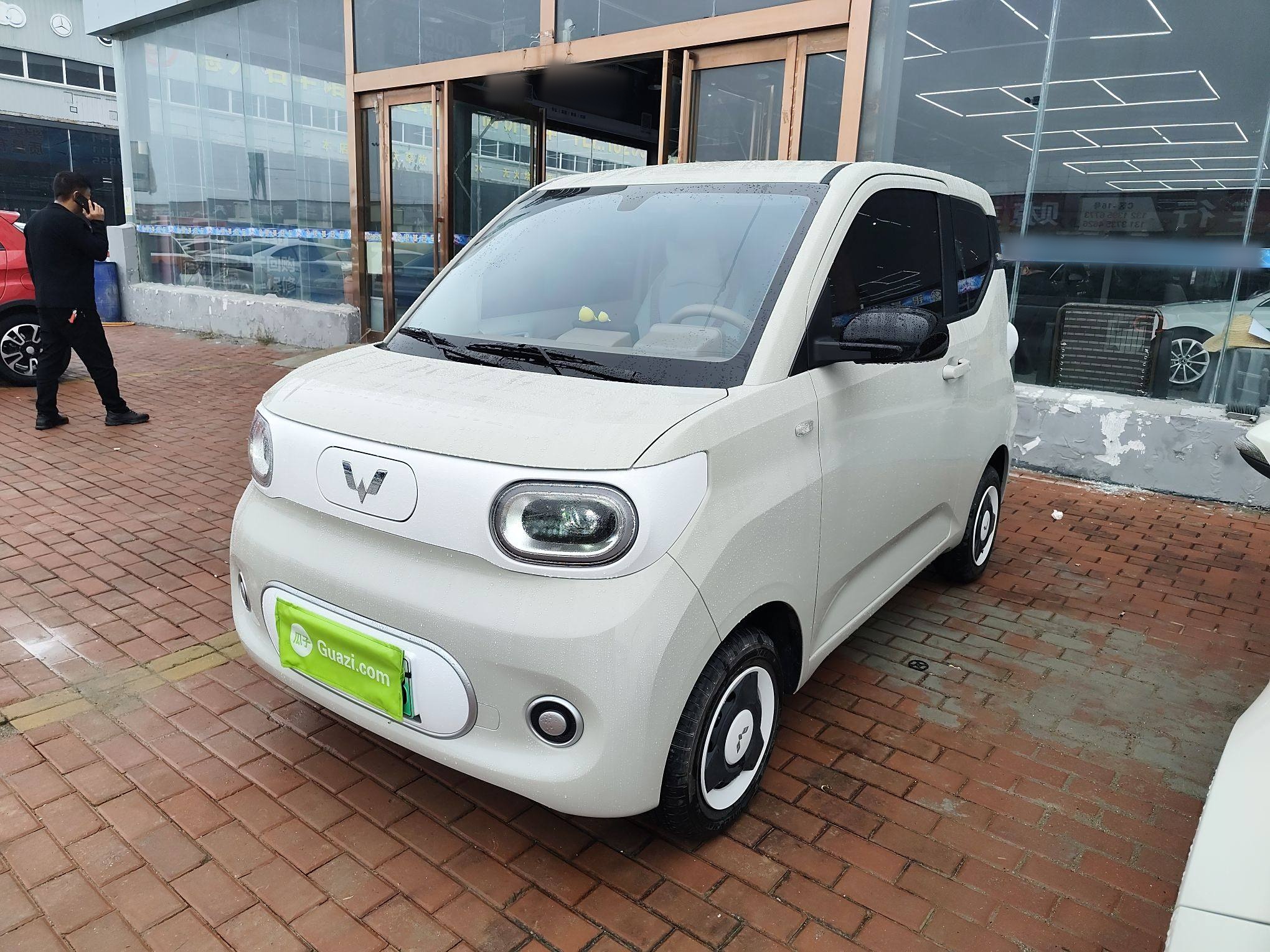 五菱汽车 宏光MINIEV 2024款 第三代 215km 青春版