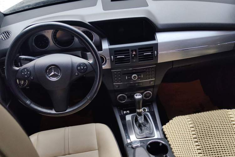 奔驰GLK级(进口) 2008款 GLK 300 4MATIC 豪华型中控内饰12