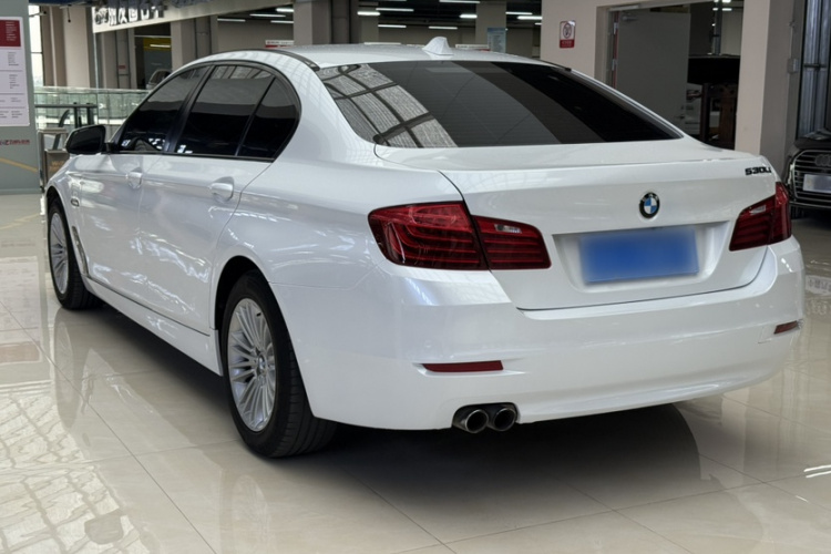 宝马5系 2014款 525Li 领先型车身外观6011