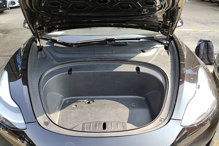 特斯拉 Model 3 2020款 标准续航后驱升级版局部细节24