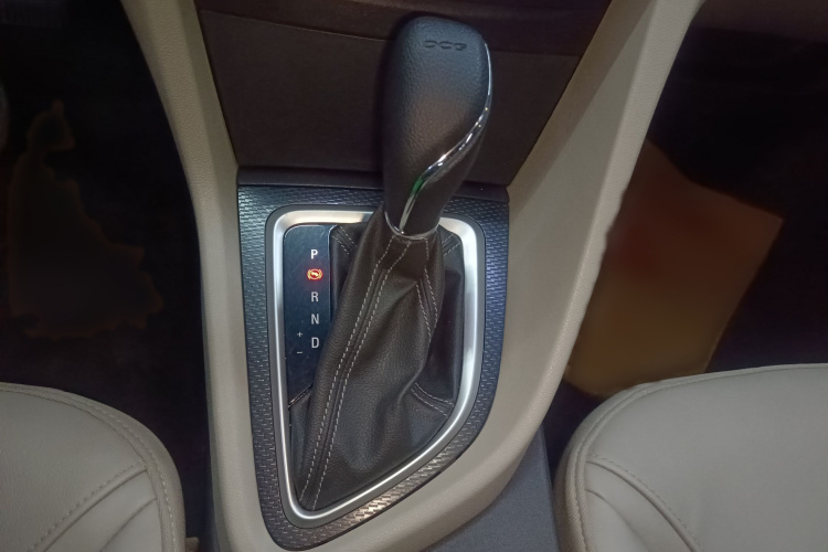 别克 英朗 2019款 15T 双离合互联精英型 国V局部细节18