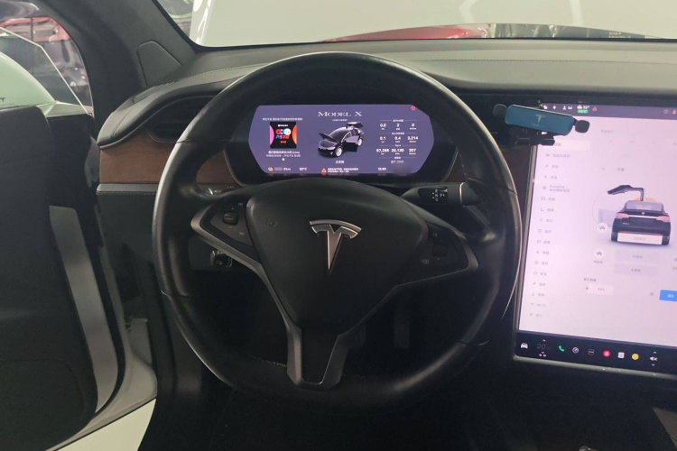 特斯拉 Model X 2019款 长续航版中控内饰13