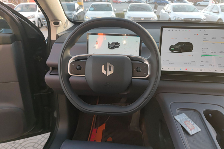 零跑汽车 零跑C10 2024款 410舒享版中控内饰13