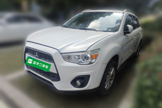 三菱 劲炫ASX 2013款 2.0L CVT两驱精英版