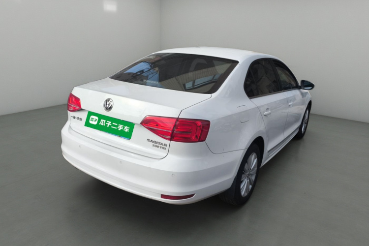 大众 速腾 2015款 230TSI 手动舒适型车身外观7