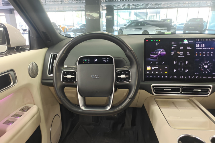 理想汽车 理想L9 2022款 Max局部细节13