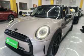 MINI 2022款 改款 1.5T COOPER 艺术家 五门版