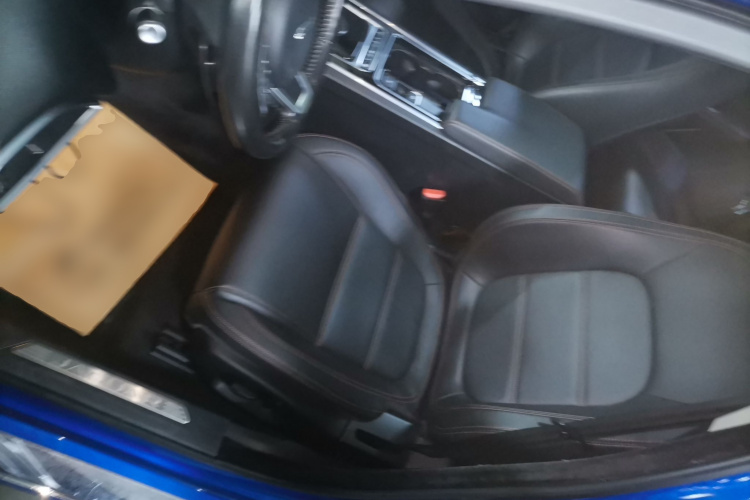 捷豹XEL 2018款 2.0T 200PS 精英版局部细节19