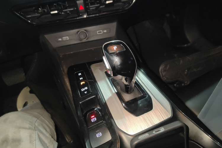 名爵 MG5 2021款 300TGI DCT青奢风潮版局部细节18