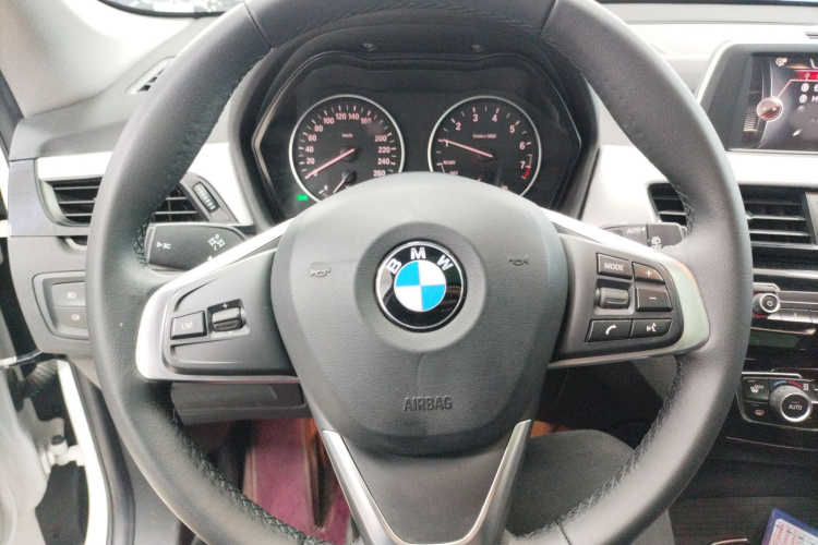 宝马X1 2016款 sDrive18Li 尊享型局部细节13