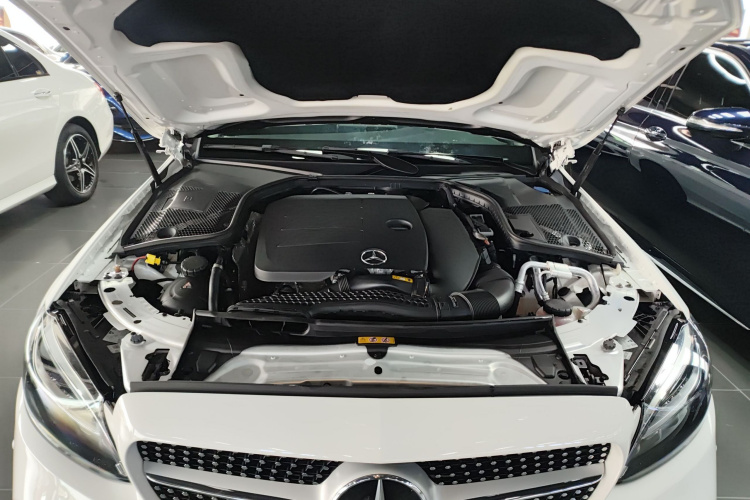 奔驰C级(进口) 2020款 改款 C 260 旅行轿车局部细节24