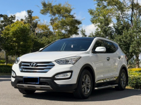 现代 胜达 2015款 2.0T 自动四驱智能型 5座