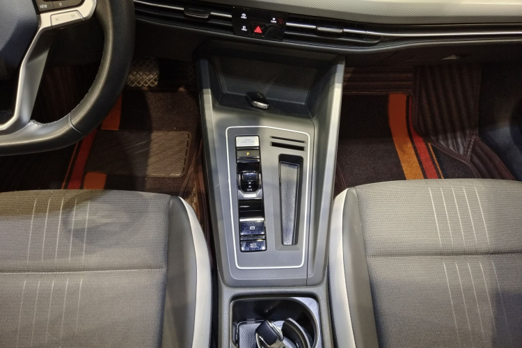 大众 高尔夫 2021款 280TSI DSG Pro中控内饰7008