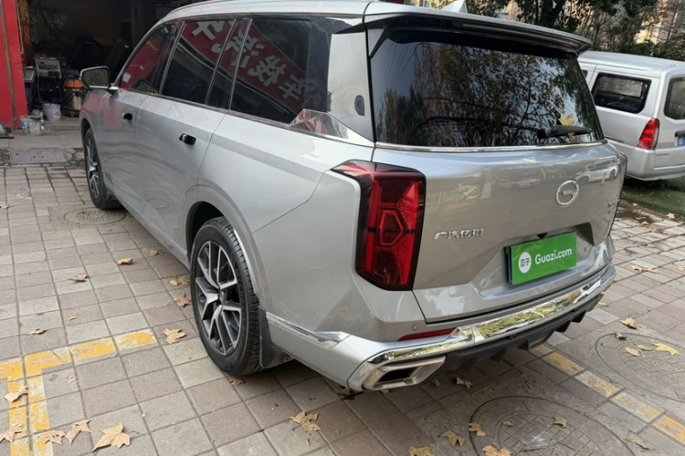 广汽传祺 传祺GS8 2022款 双擎系列 2.0TM 四驱尊贵版 （七座）车身外观6004