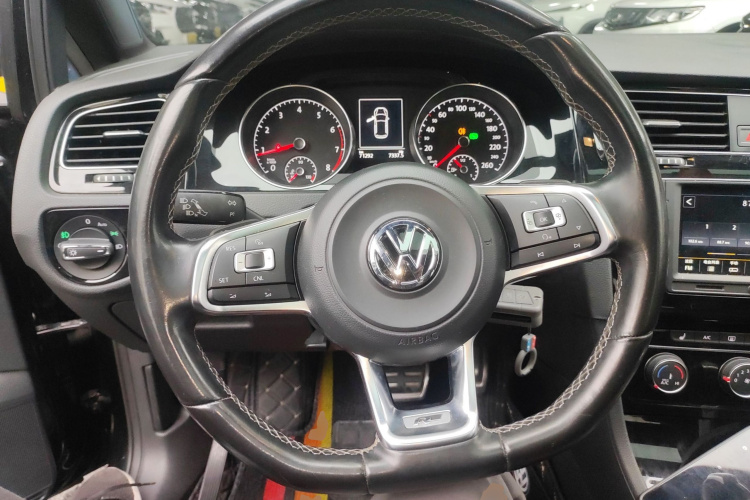 大众 高尔夫 2016款 1.4TSI 自动R-Line中控内饰13