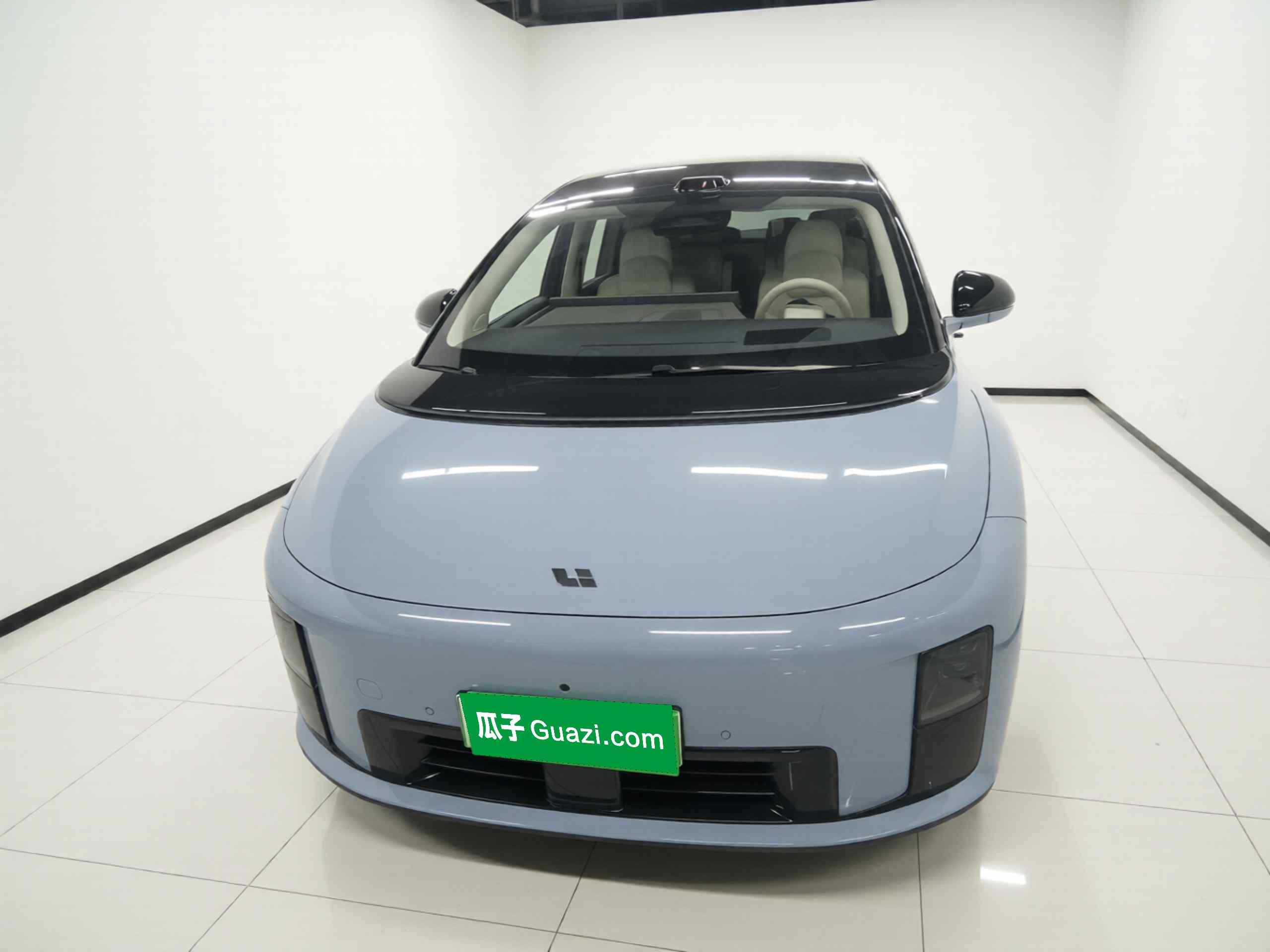 理想汽车 理想i8 2025款 标准版(1)