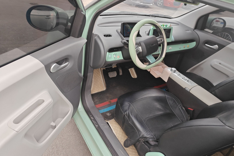 长安启源 长安Lumin 2025款 205km 香沁款中控内饰20