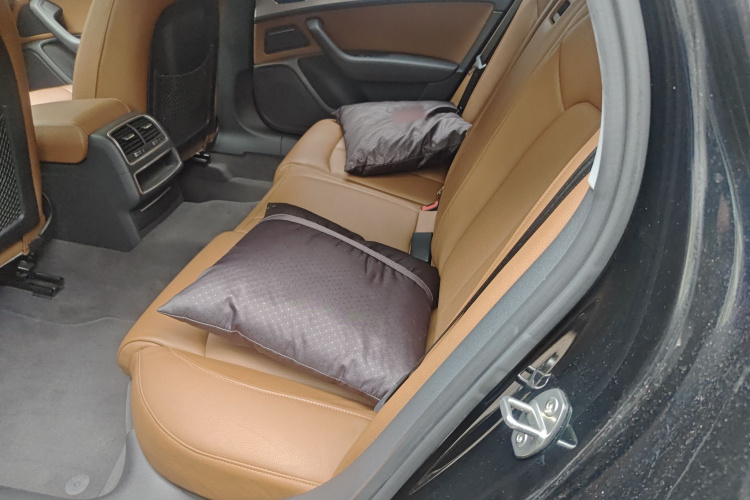 奥迪A6L 2016款 TFSI 技术型中控内饰7004