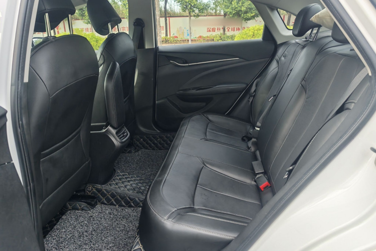 别克 英朗 2019款 18T 自动互联精英型 国VI中控内饰7003