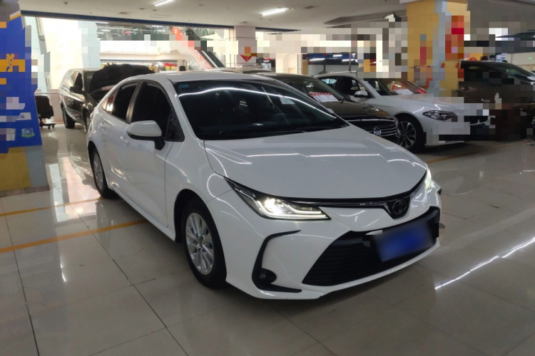 丰田 卡罗拉 2021款 TNGA 1.5L CVT先锋版车身外观3