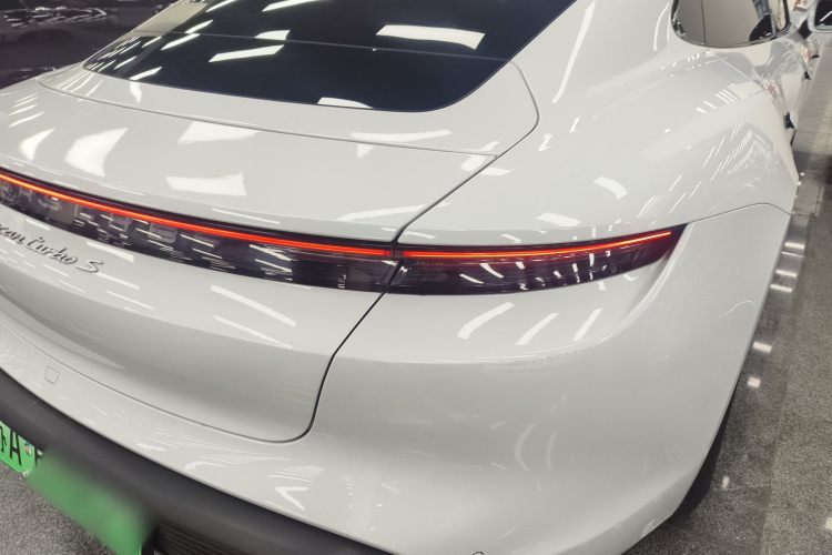 保时捷 2020款 Taycan车身外观6006