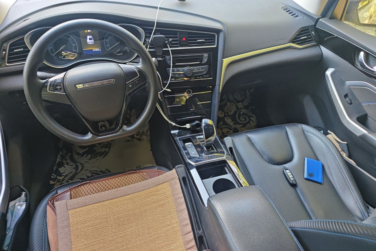 启辰D60EV 2020款 标准续航智行版中控内饰7002