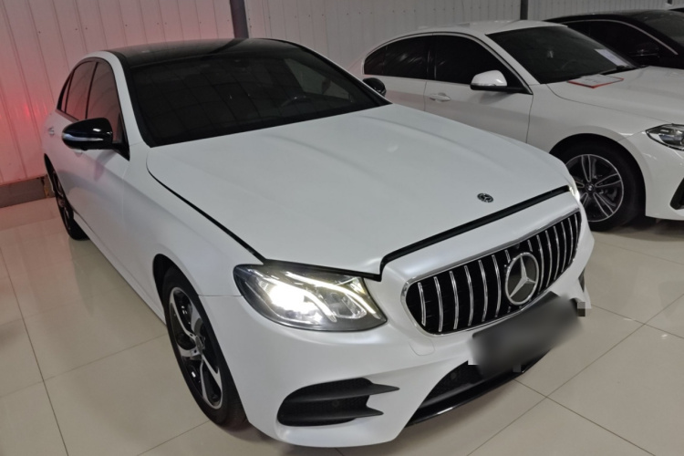 奔驰E级 2017款 改款 E 300 运动型车身外观6002