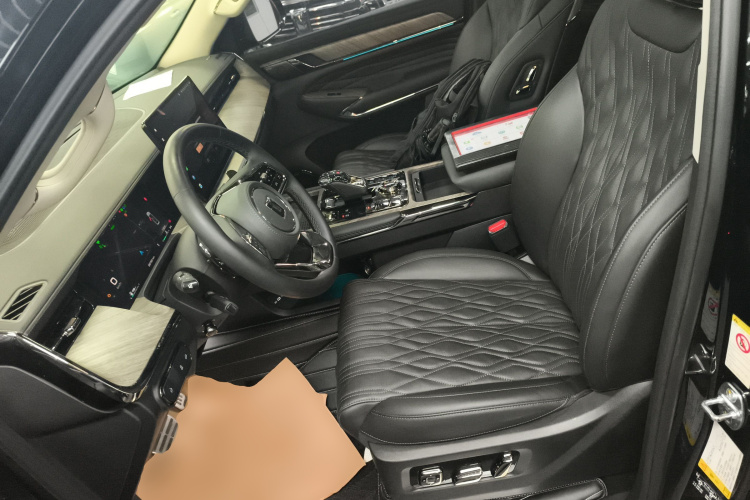 坦克500 2022款 3.0T 黑武士限定版 5座中控内饰19