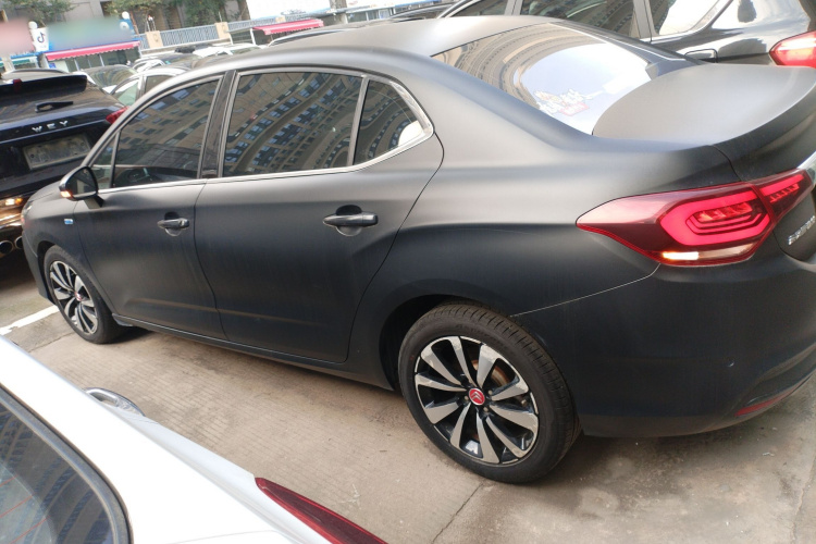 雪铁龙C4L 2016款 1.6T 自动精英型车身外观6003