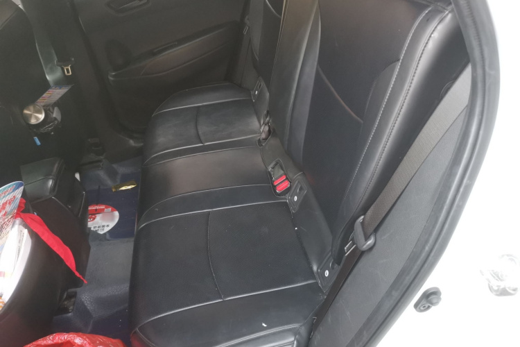 丰田 锋兰达 2022款 2.0L CVT领先版中控内饰21