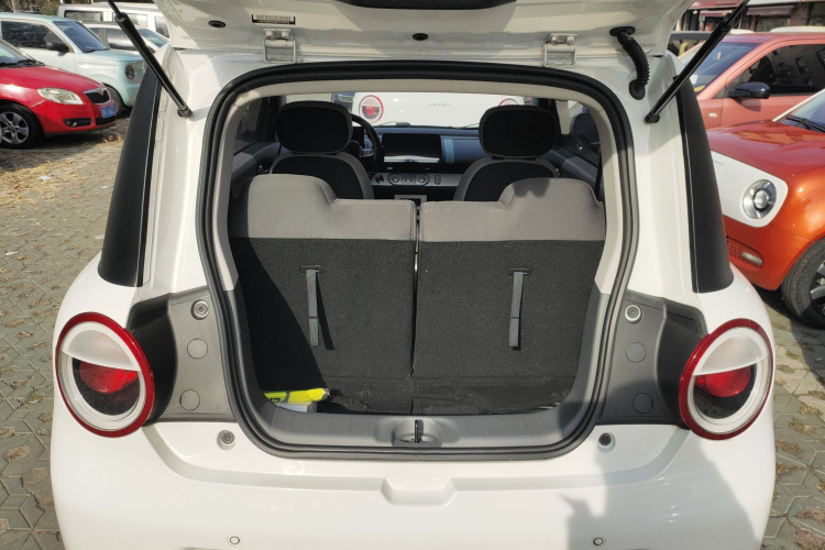 长安启源 长安Lumin 2022款 210km 香甜款机舱底盘23