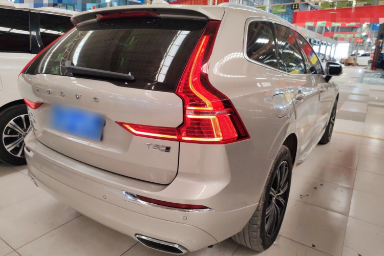 沃尔沃XC60 2020款 T5 四驱智远豪华版车身外观7