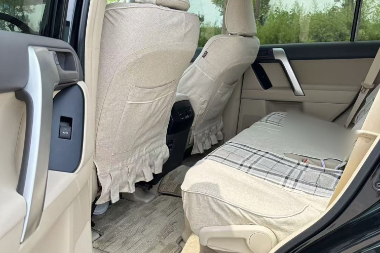 丰田 普拉多（平行进口）中控内饰7005