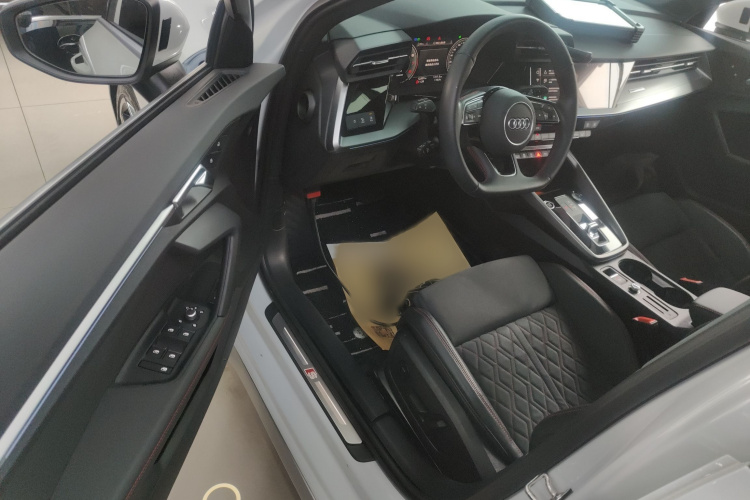 奥迪A3 2024款 Sportback 35 TFSI 豪华运动型中控内饰7003