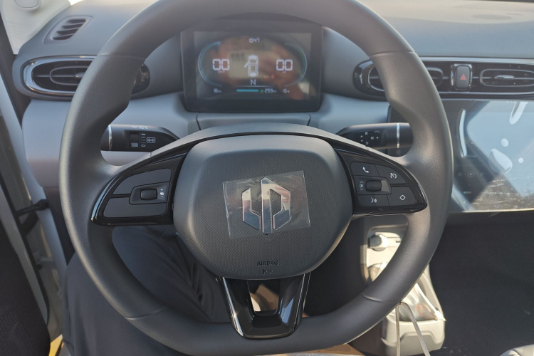 零跑汽车 零跑T03 2025款 310舒享版中控内饰13