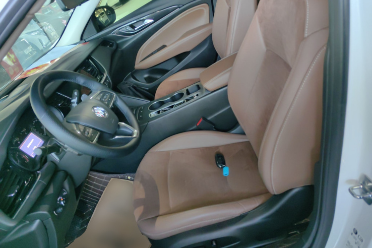 别克 君威 2022款 552T 智享型中控内饰19