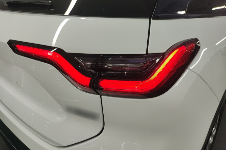 蔚来ES6 2020款 455KM 运动版车身外观9