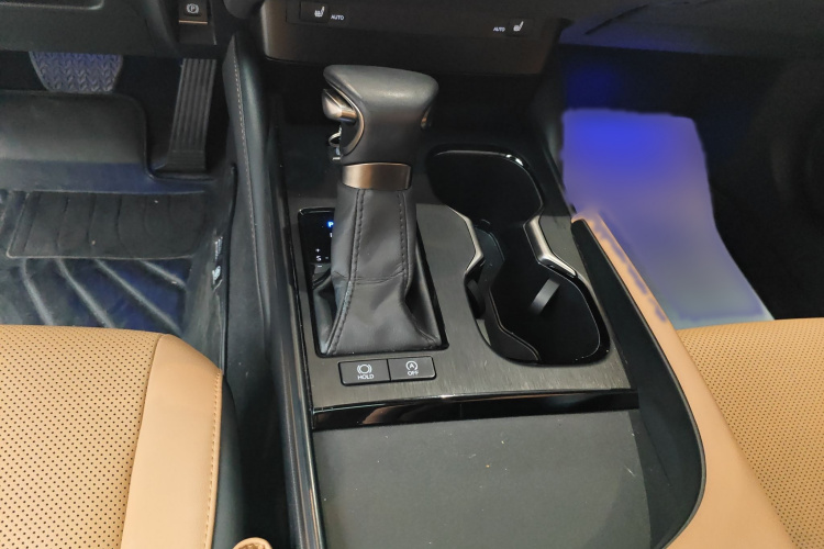 雷克萨斯ES 2022款 260 卓越版局部细节18