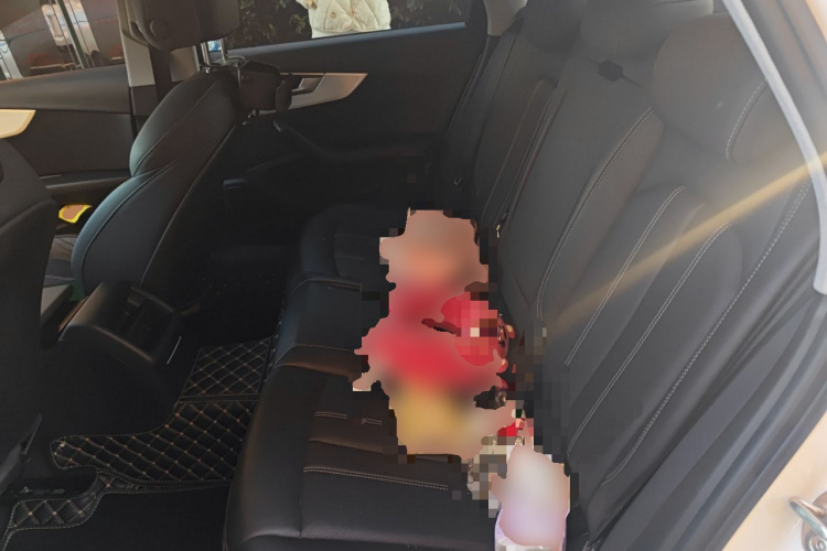 奥迪A4L 2022款 40 TFSI 时尚动感型中控内饰21