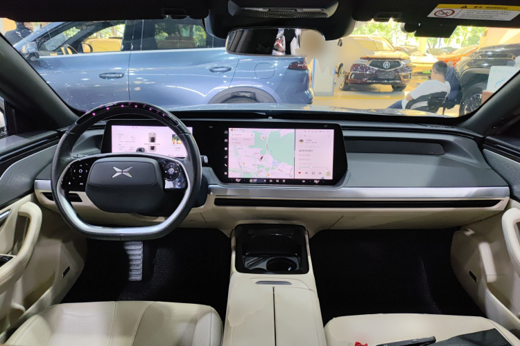 小鹏P7 2022款 625E中控内饰12