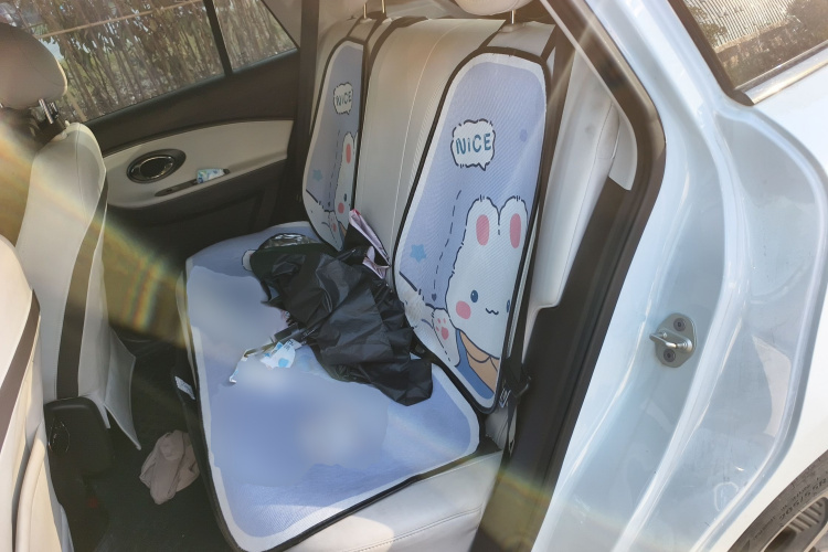 江淮钇为 钇为3 2023款 505km 冠军版中控内饰7004